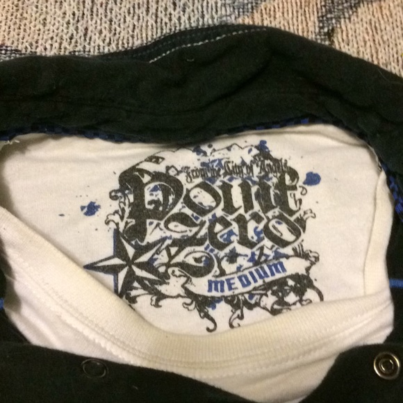 Black T shirt with blue and white stripes. - Picture 3 of 3